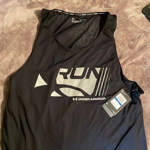 Brand New. Under Armour Run XL tank top